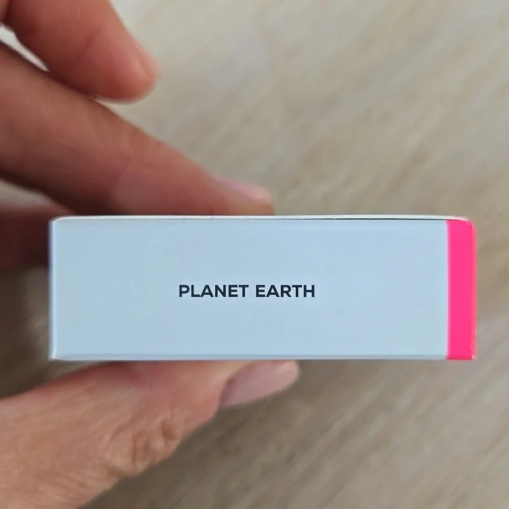 NIB Flyte.70 HazyView Dense Eyeshadow-Planet Earth